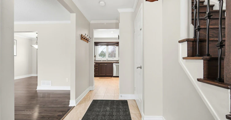 Upper Level-112 Mountainview Road S, Halton Hills, ON, L7G 4K6 - 7