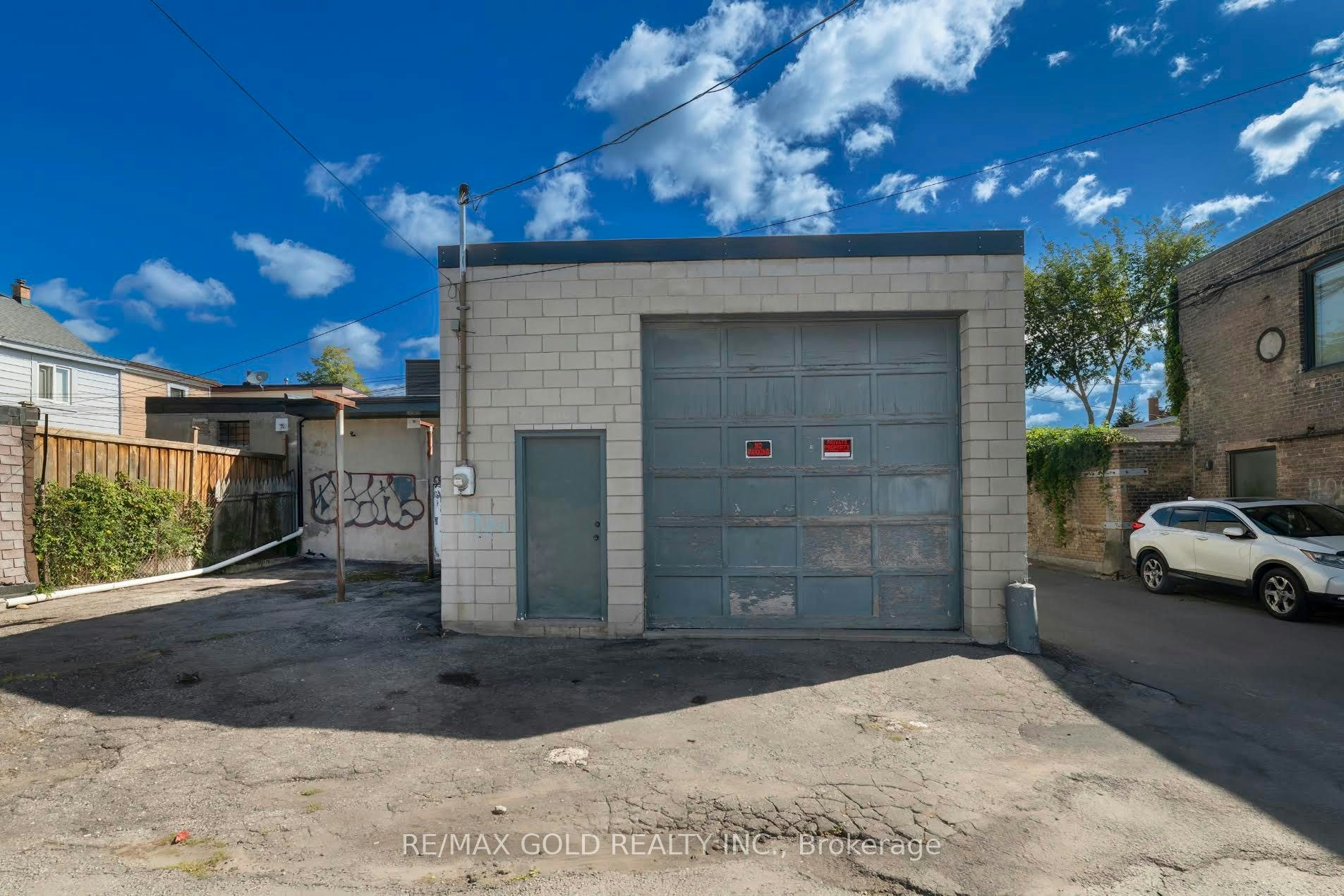 131R Millicent Street, Toronto, ON, M6H 1W3