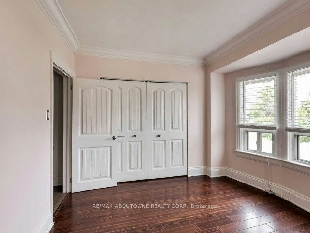 60 Gillespie Avenue, Toronto, ON, M6N 2Y6 - 5
