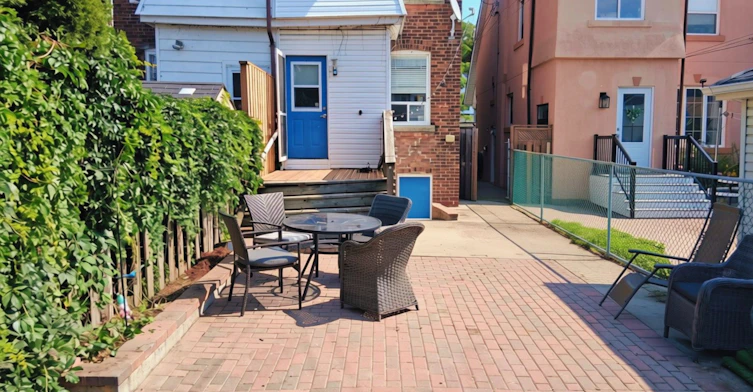 60 Gillespie Avenue, Toronto, ON, M6N 2Y6 - 9