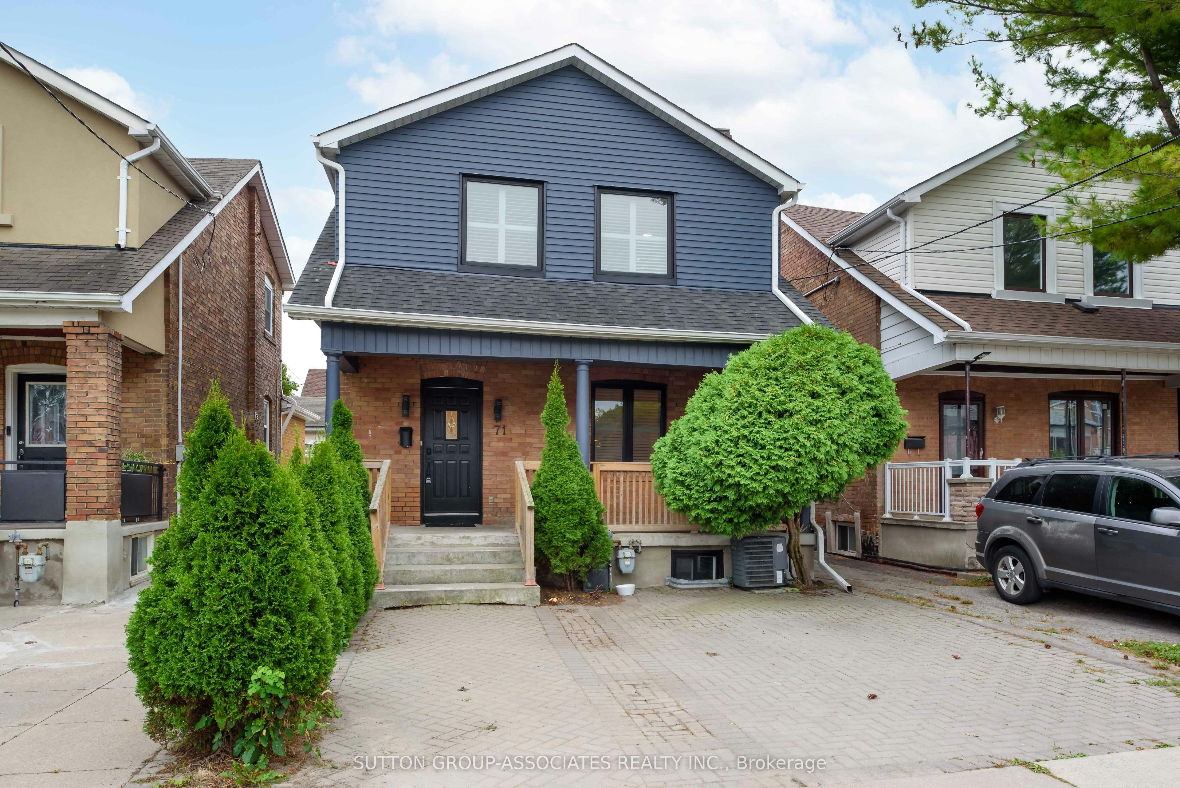 71 Kersdale Avenue, Toronto, ON, M6M 1E2