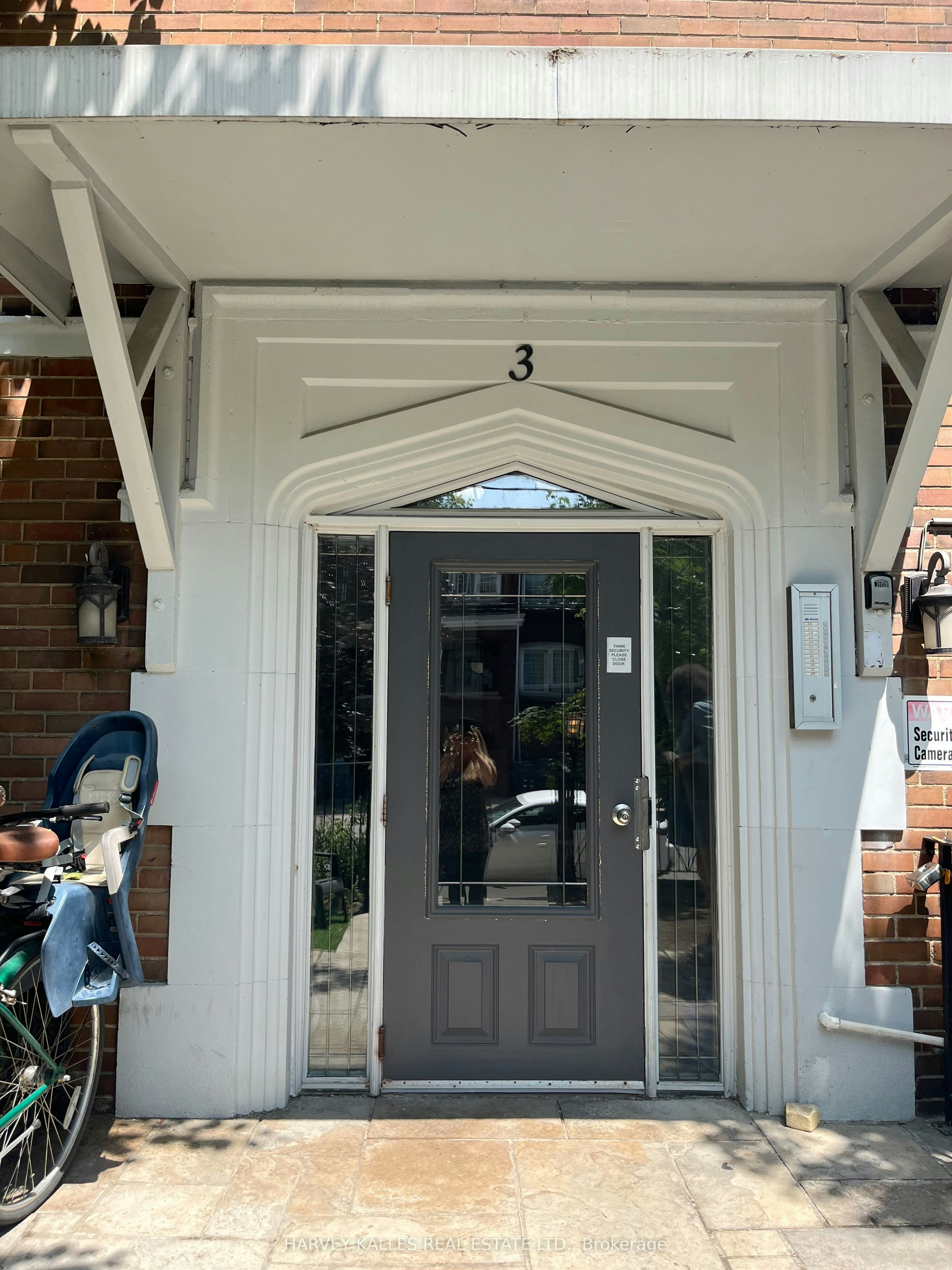 32-3 Elm Grove Avenue, Toronto, ON, M6K 2H9 - 2
