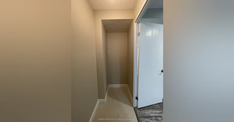 506-350 Webb Drive, Mississauga, ON, L5B 3W4 - 8