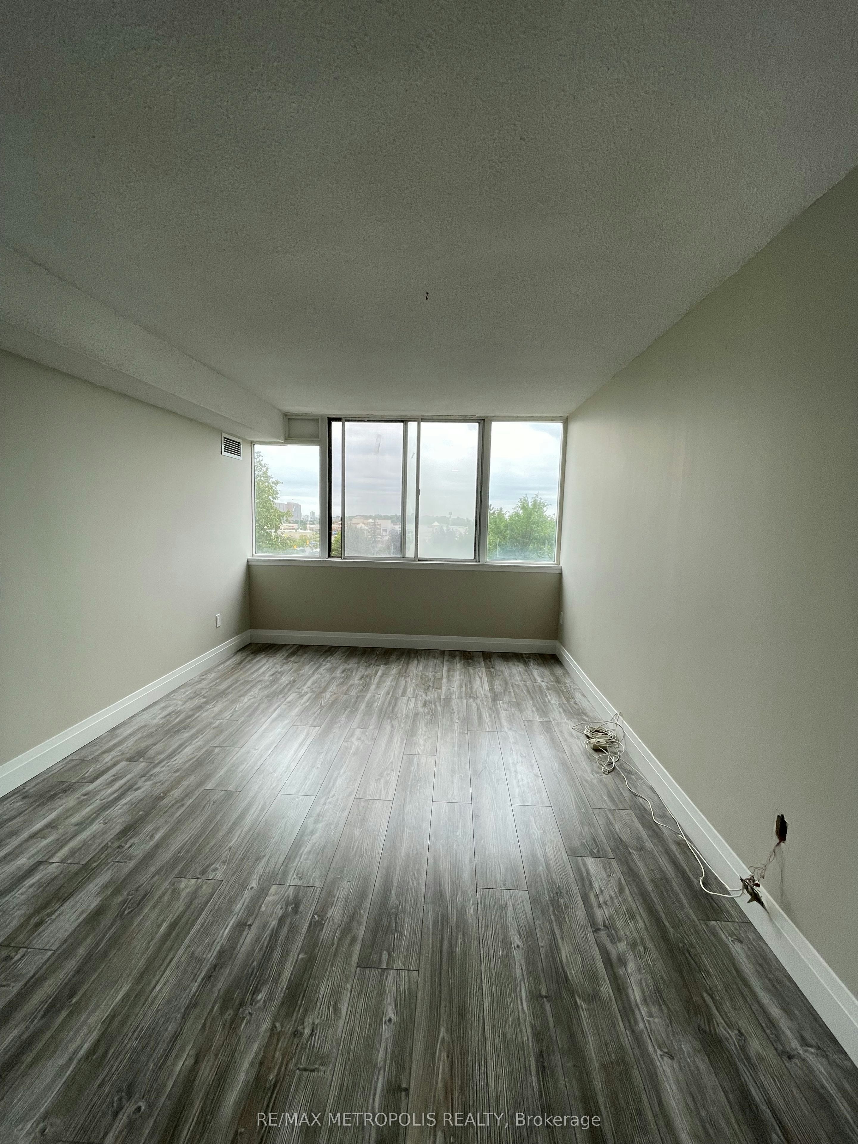 506-350 Webb Drive, Mississauga, ON, L5B 3W4 - 11