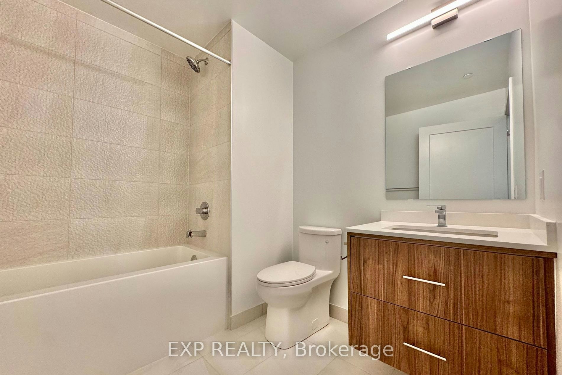 212-5105 Hurontario Street, Mississauga, ON, L4Z 0C9 - 6