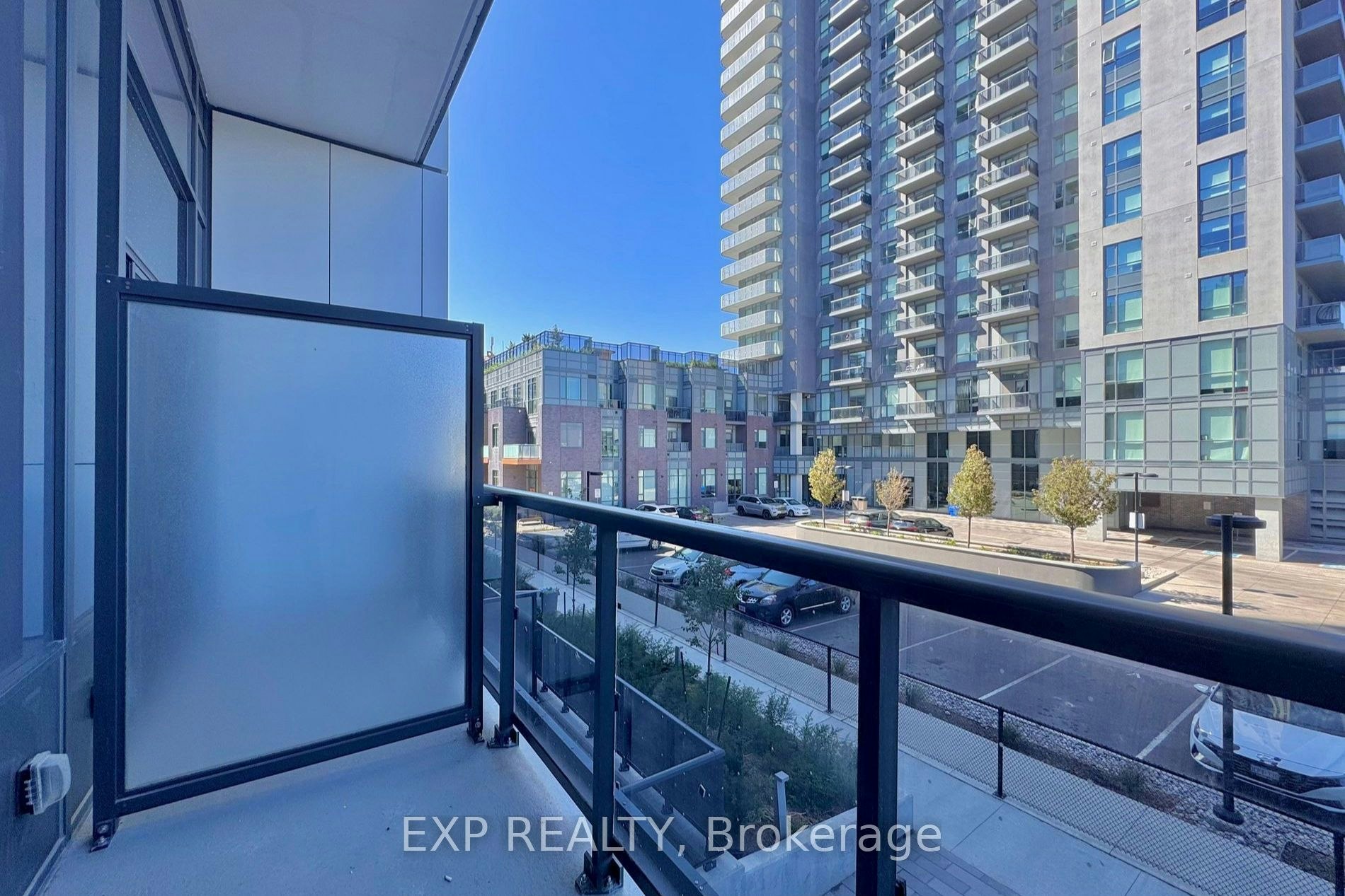 212-5105 Hurontario Street, Mississauga, ON, L4Z 0C9 - 12