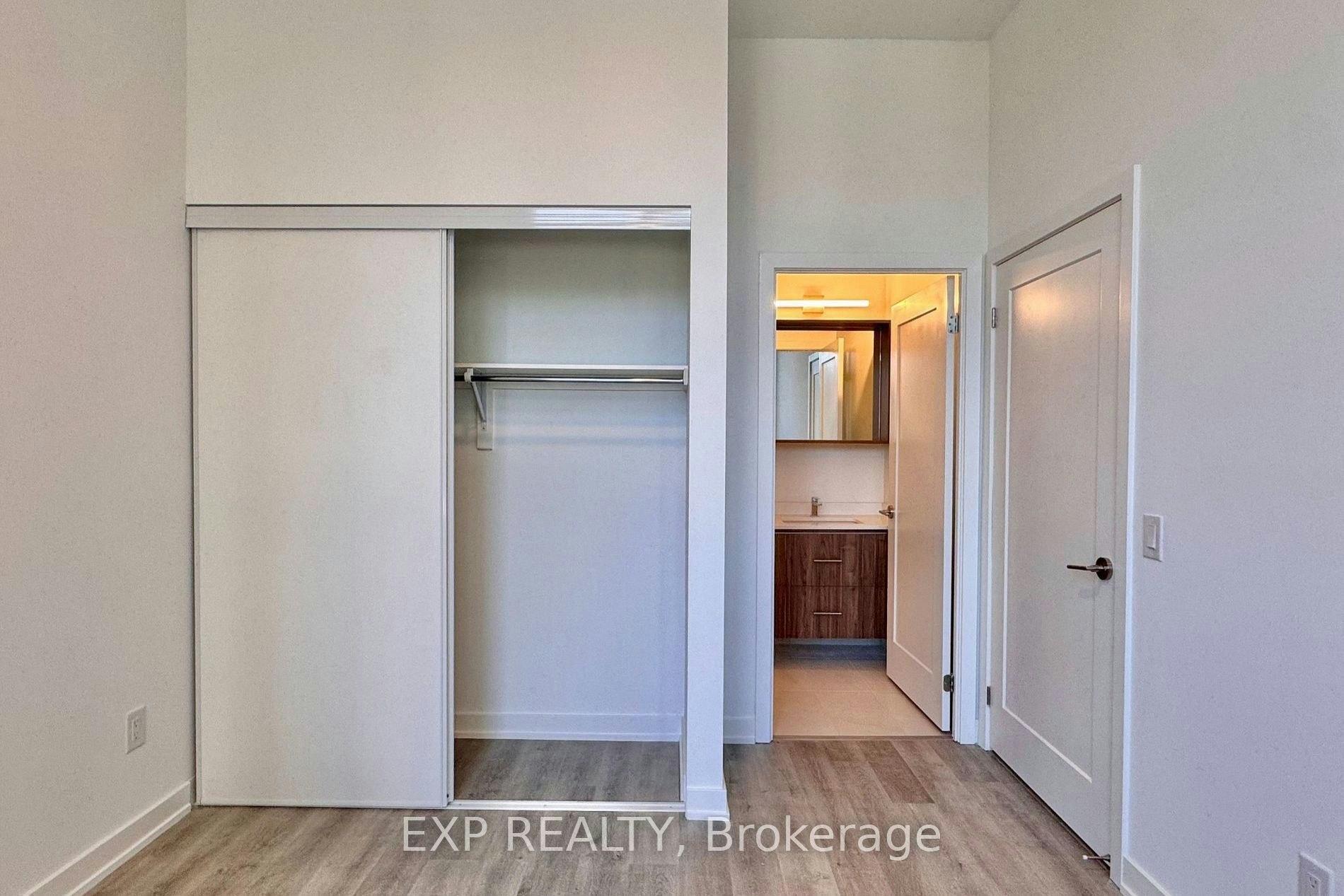 212-5105 Hurontario Street, Mississauga, ON, L4Z 0C9 - 8