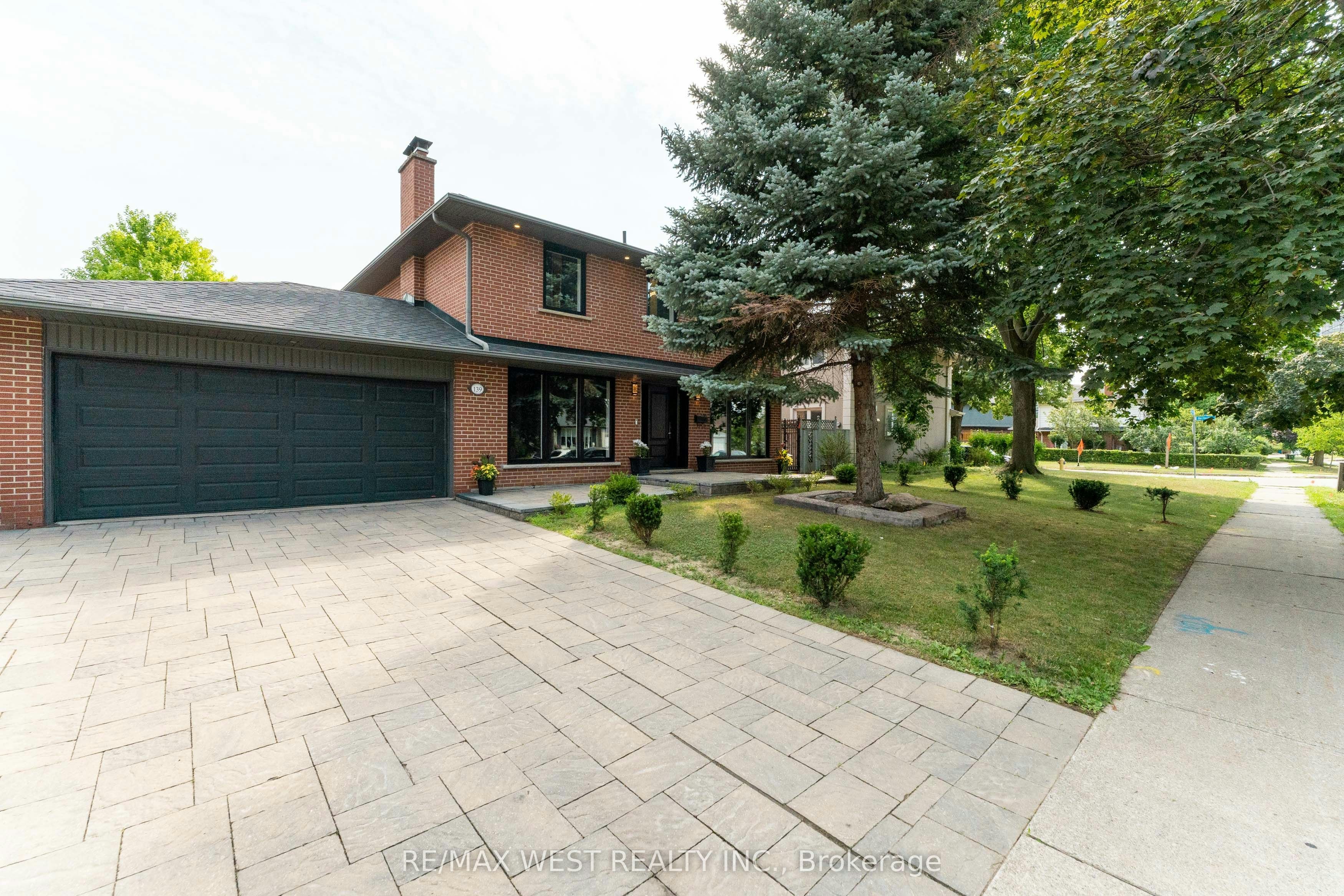 139 Redgrave Drive, Toronto, ON, M9R 3V6
