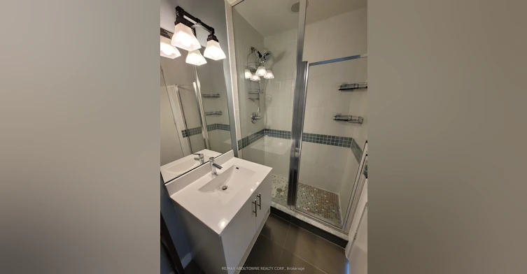 2930-165 Legion Road N, Toronto, ON, M8Y 0B3 - 11