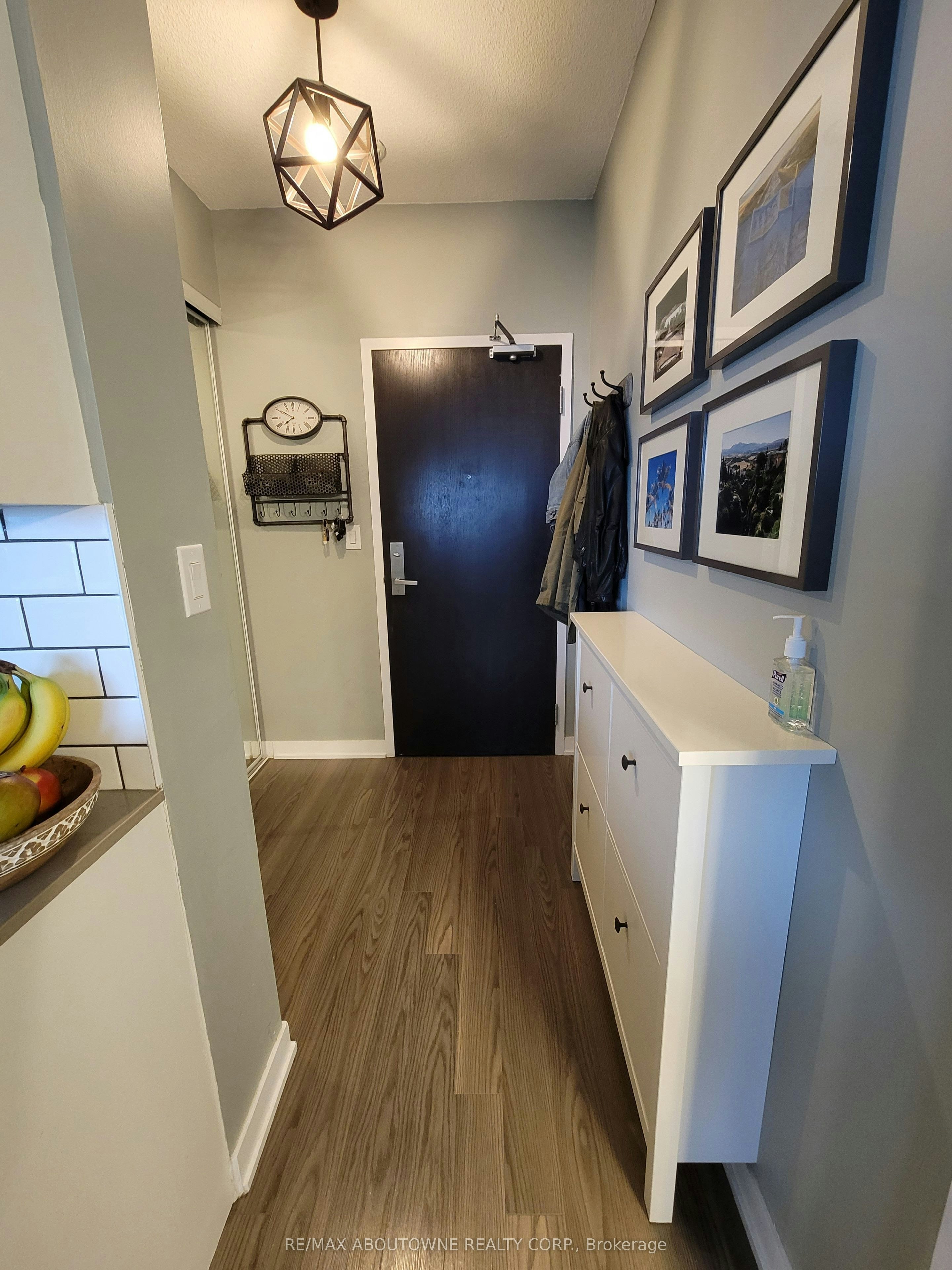 2930-165 Legion Road N, Toronto, ON, M8Y 0B3