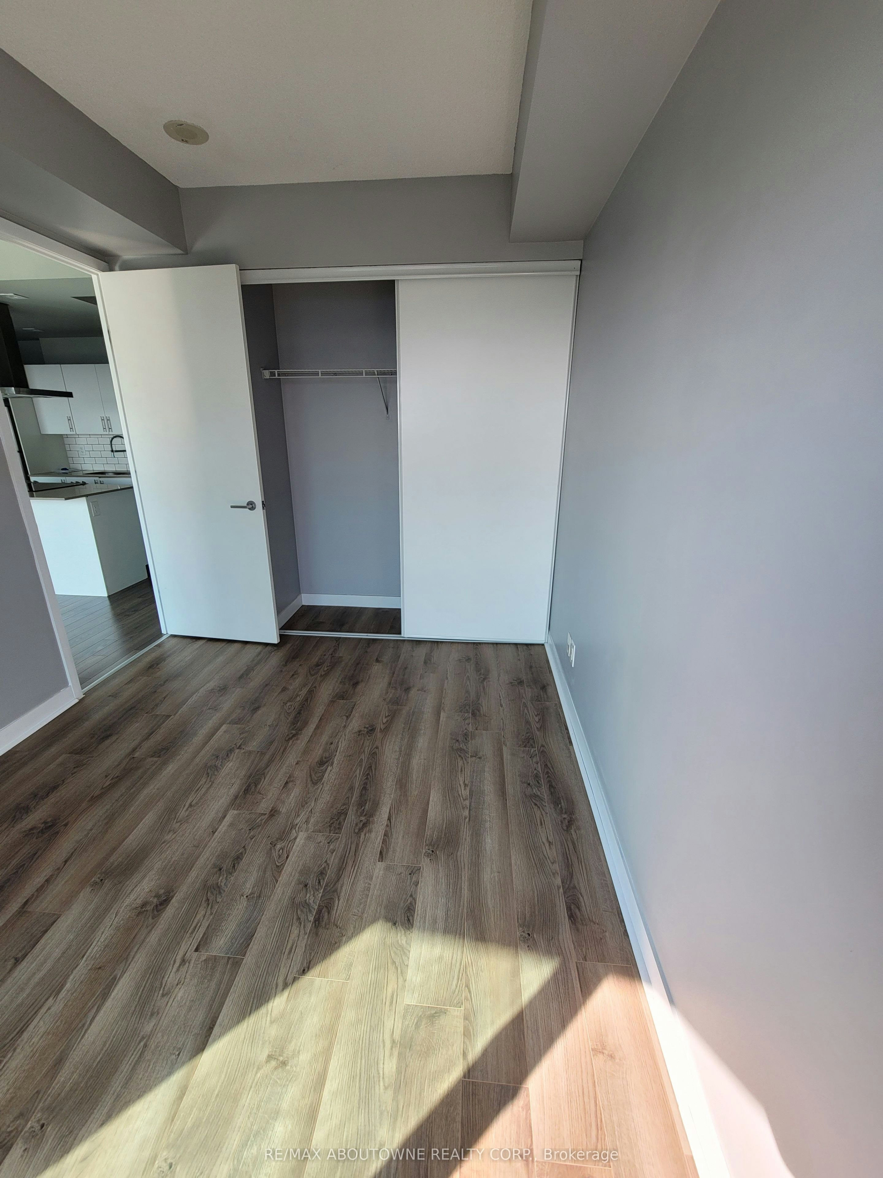 2930-165 Legion Road N, Toronto, ON, M8Y 0B3 - 13