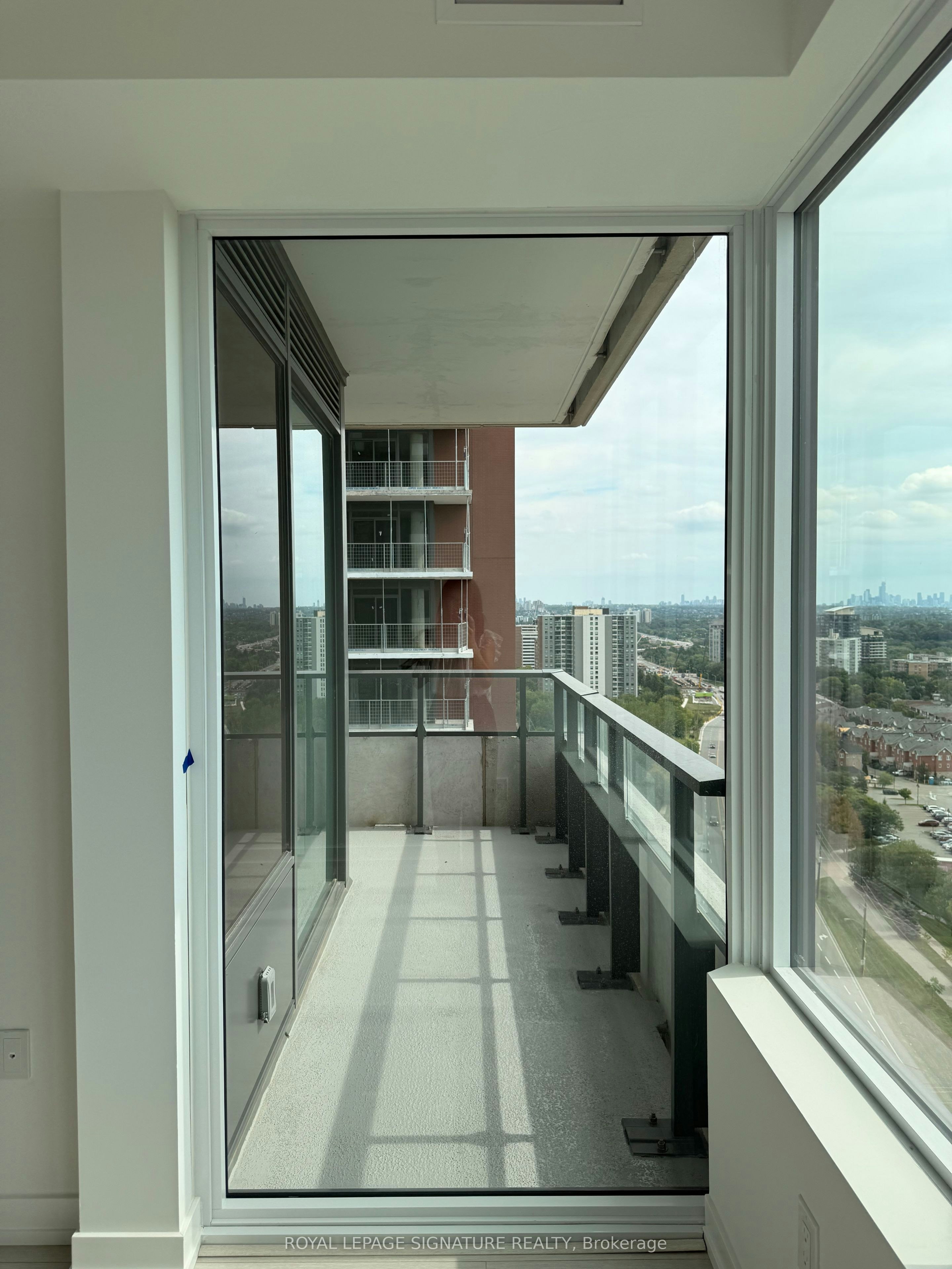 1613-4010 Eglinton Avenue, Toronto, ON, M9A 4M2 - 16