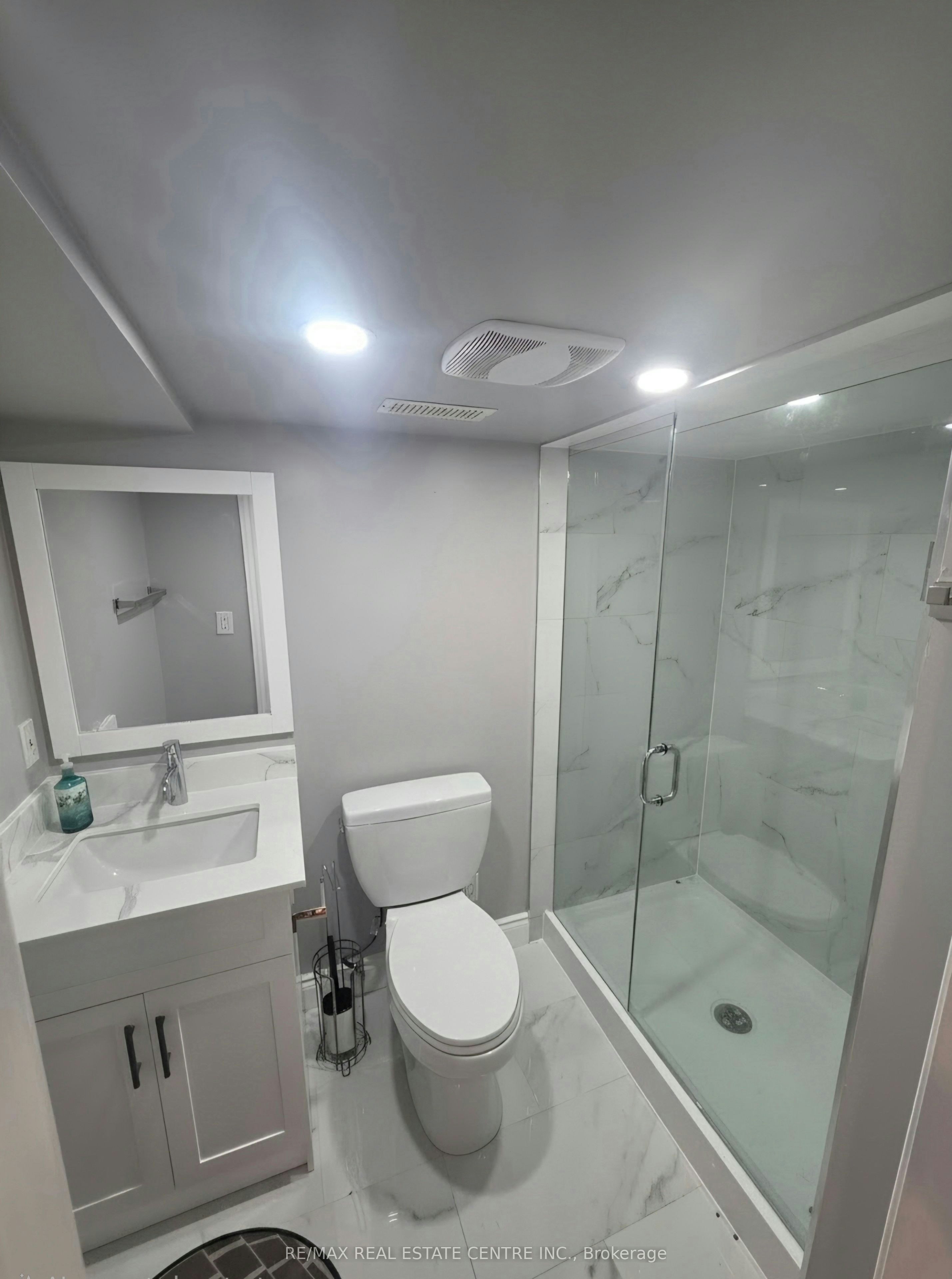Lower-7063 Gillespie Lane, Mississauga, ON, L5W 1E8 - 5