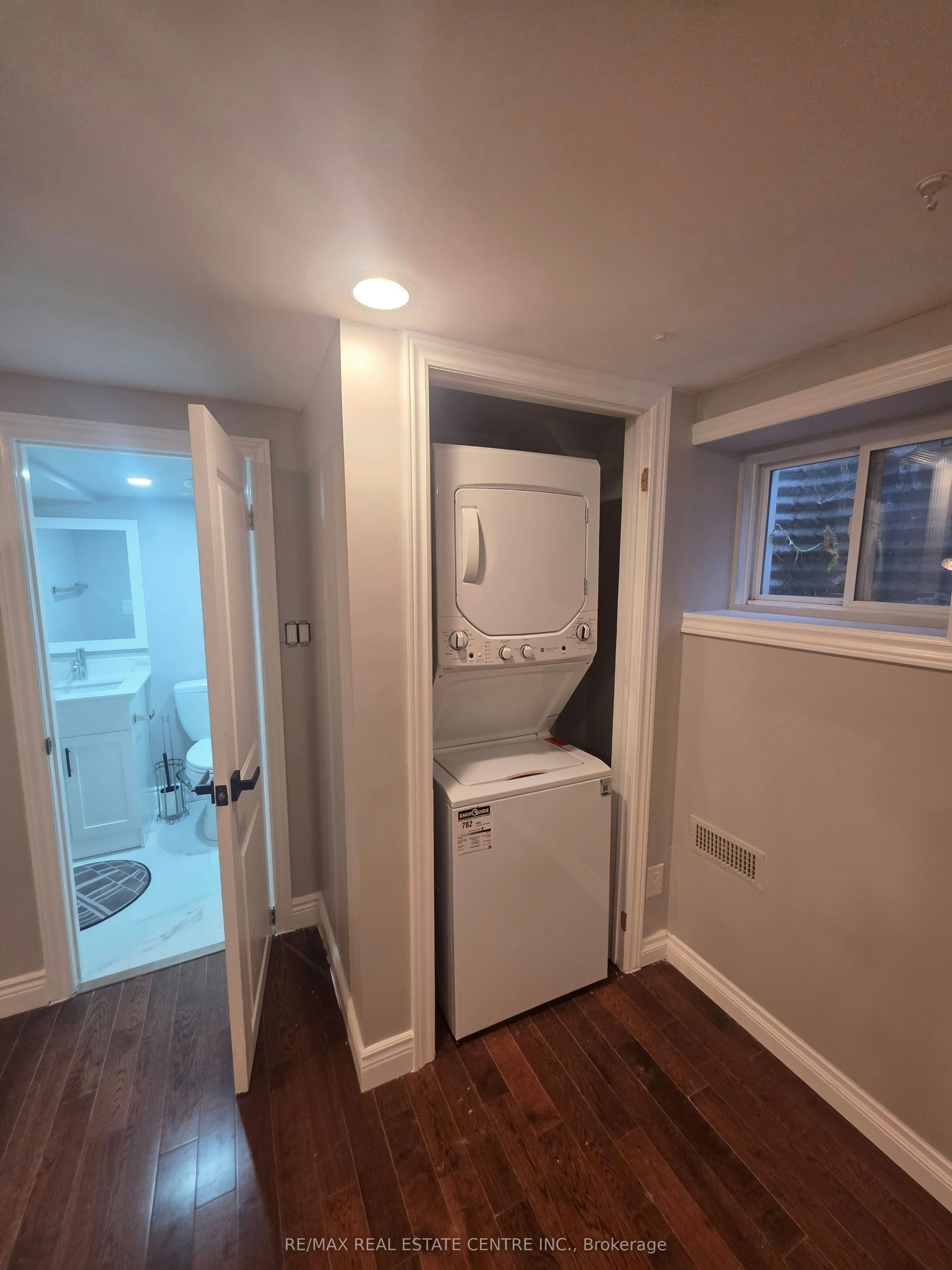 Lower-7063 Gillespie Lane, Mississauga, ON, L5W 1E8 - 6
