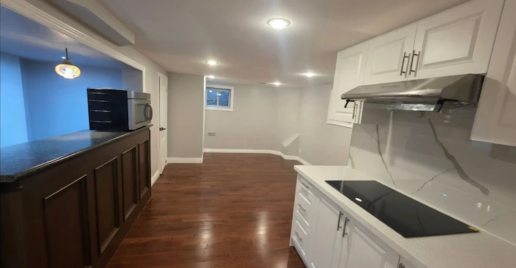 Lower-7063 Gillespie Lane, Mississauga, ON, L5W 1E8 - 2