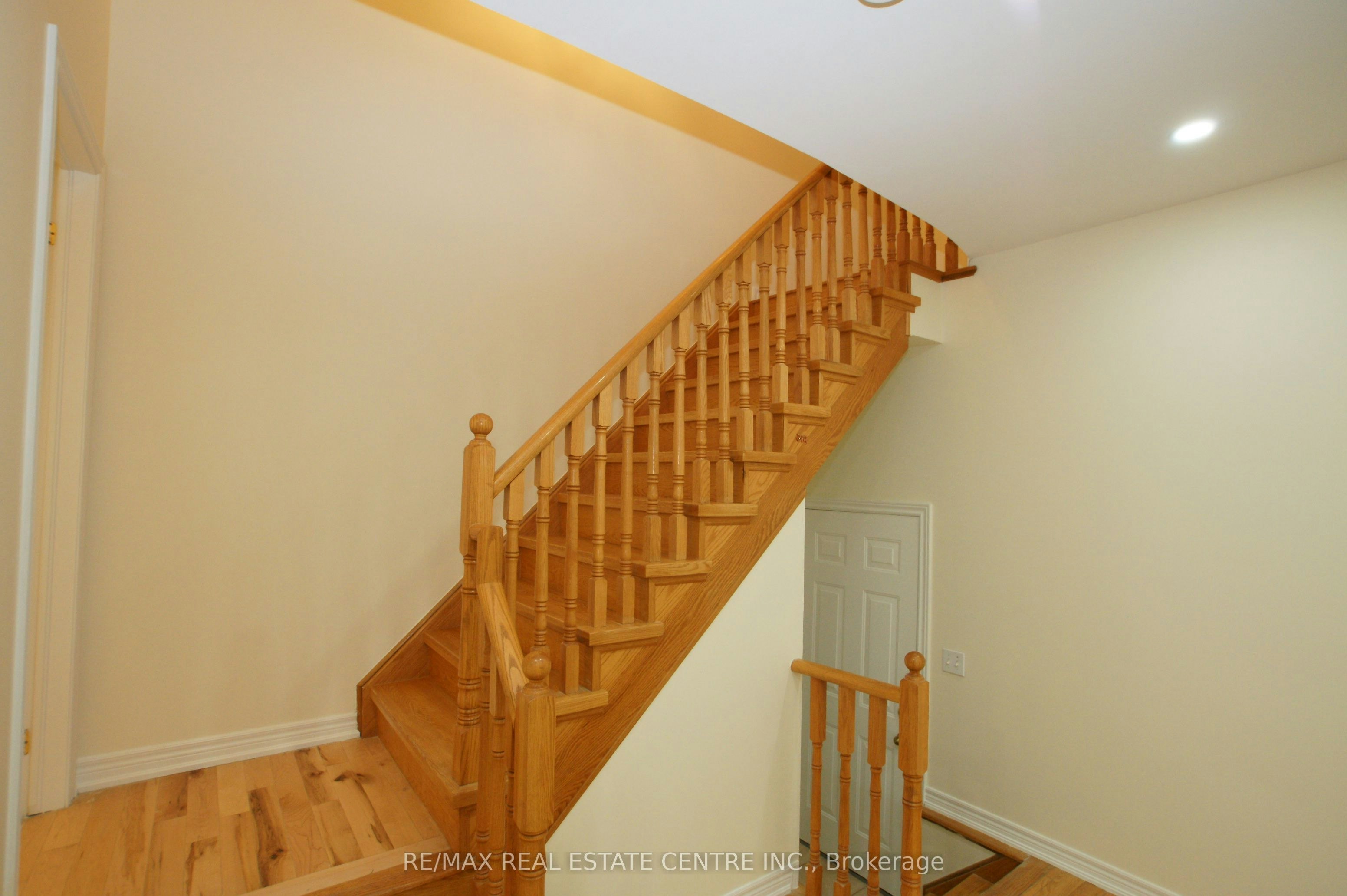 2441 Newcastle Crescent, Oakville, ON, L6M 4P9 - 11