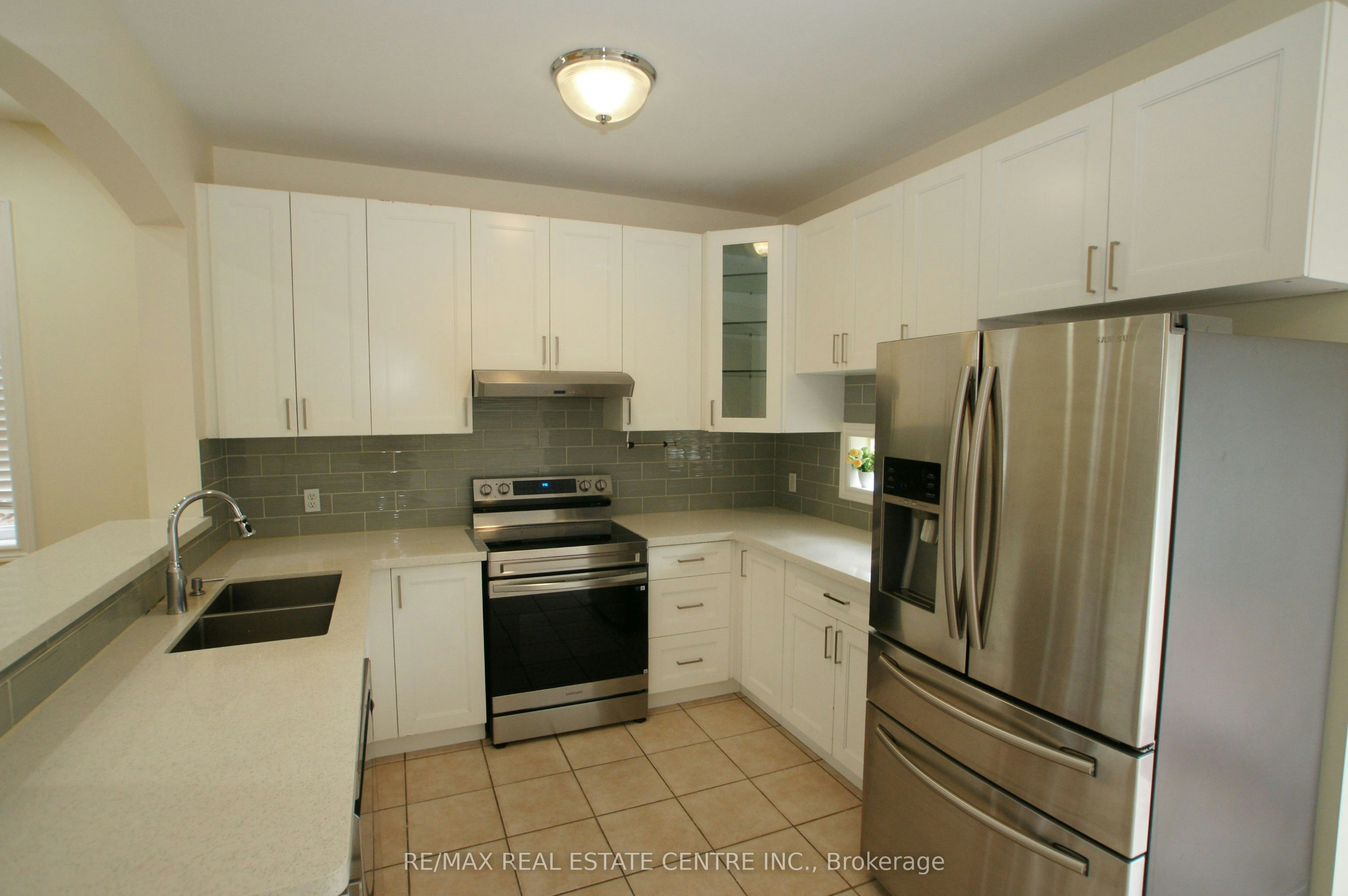 2441 Newcastle Crescent, Oakville, ON, L6M 4P9 - 9