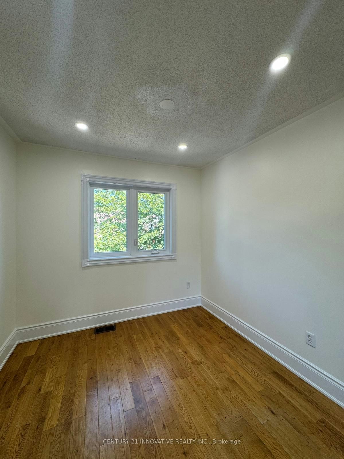 602 Lumberton Crescent, Mississauga, ON, L4Z 3Z6 - 10
