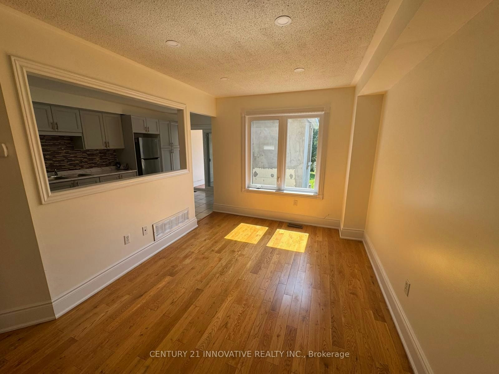602 Lumberton Crescent, Mississauga, ON, L4Z 3Z6 - 7