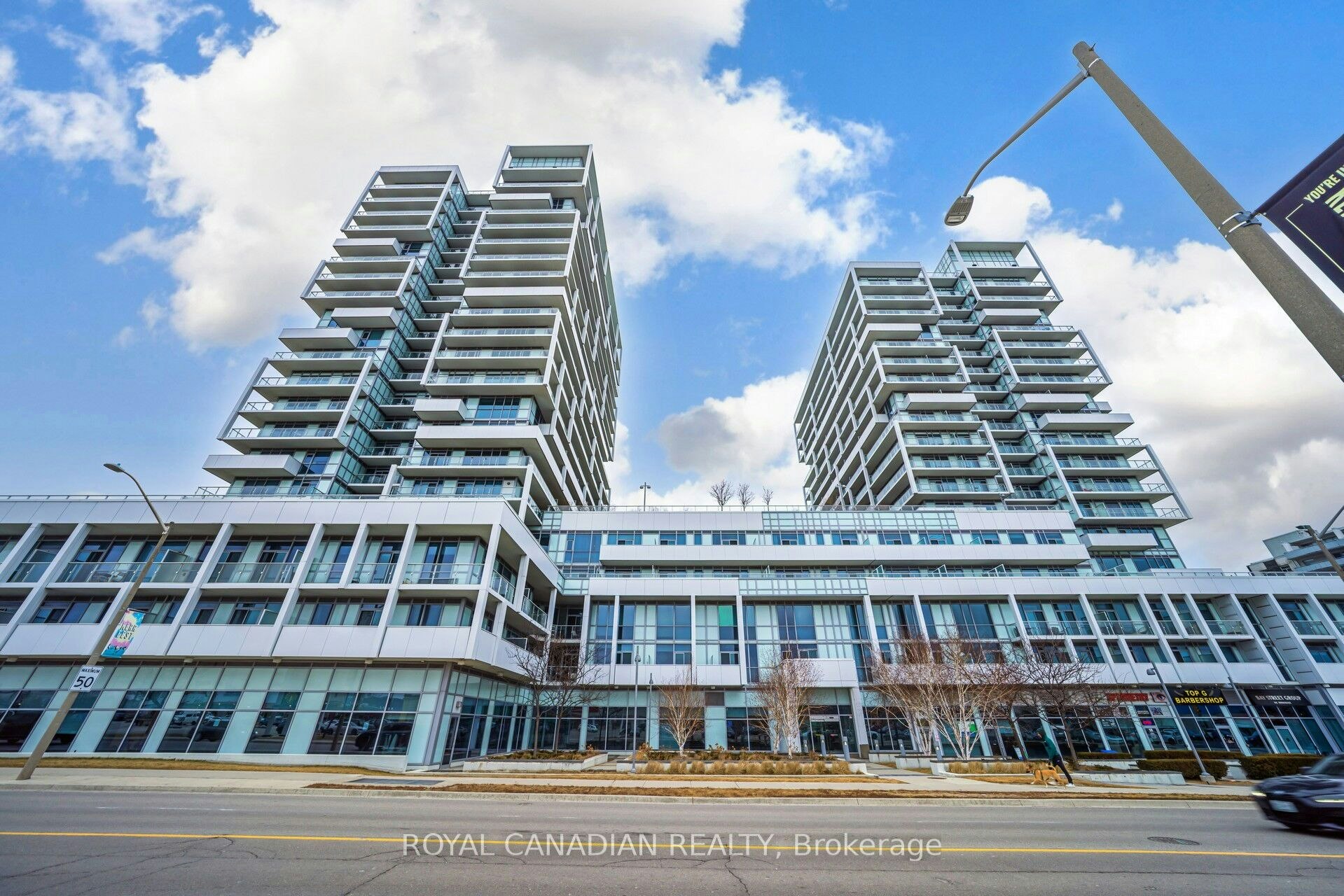 308-55 Speers Road, Oakville, ON, L6K 0H9