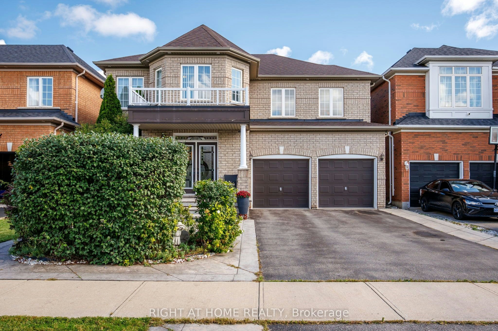 13 Cassinway Road, Brampton, ON, L6R 3M4