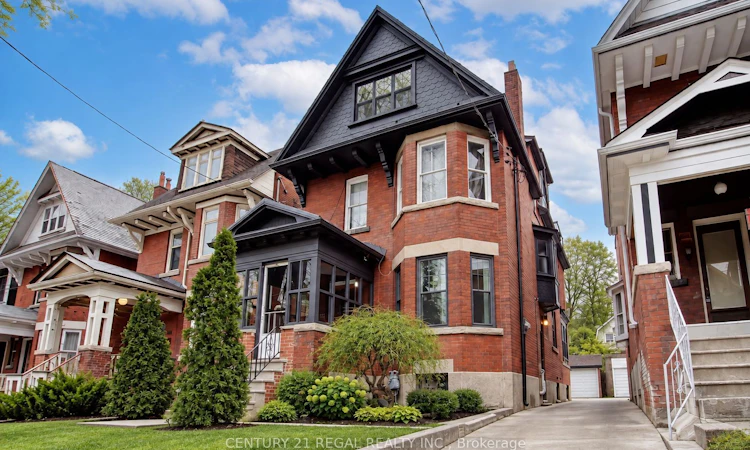 186 Grenadier Road