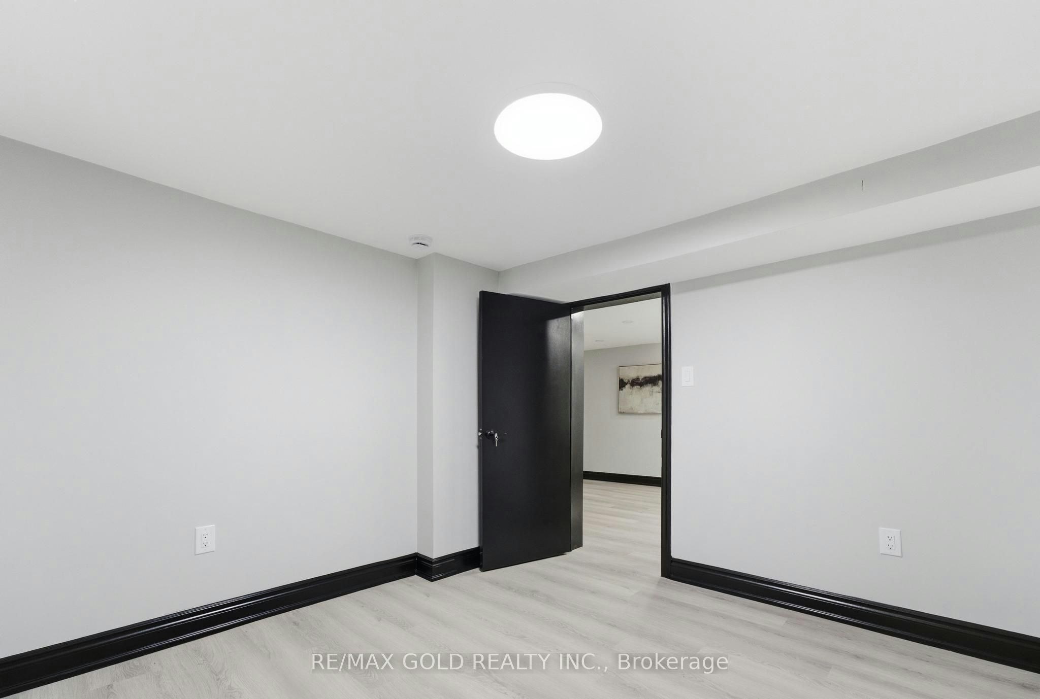 2702 Embleton Road, Brampton, ON, L6X 0E2 - 36
