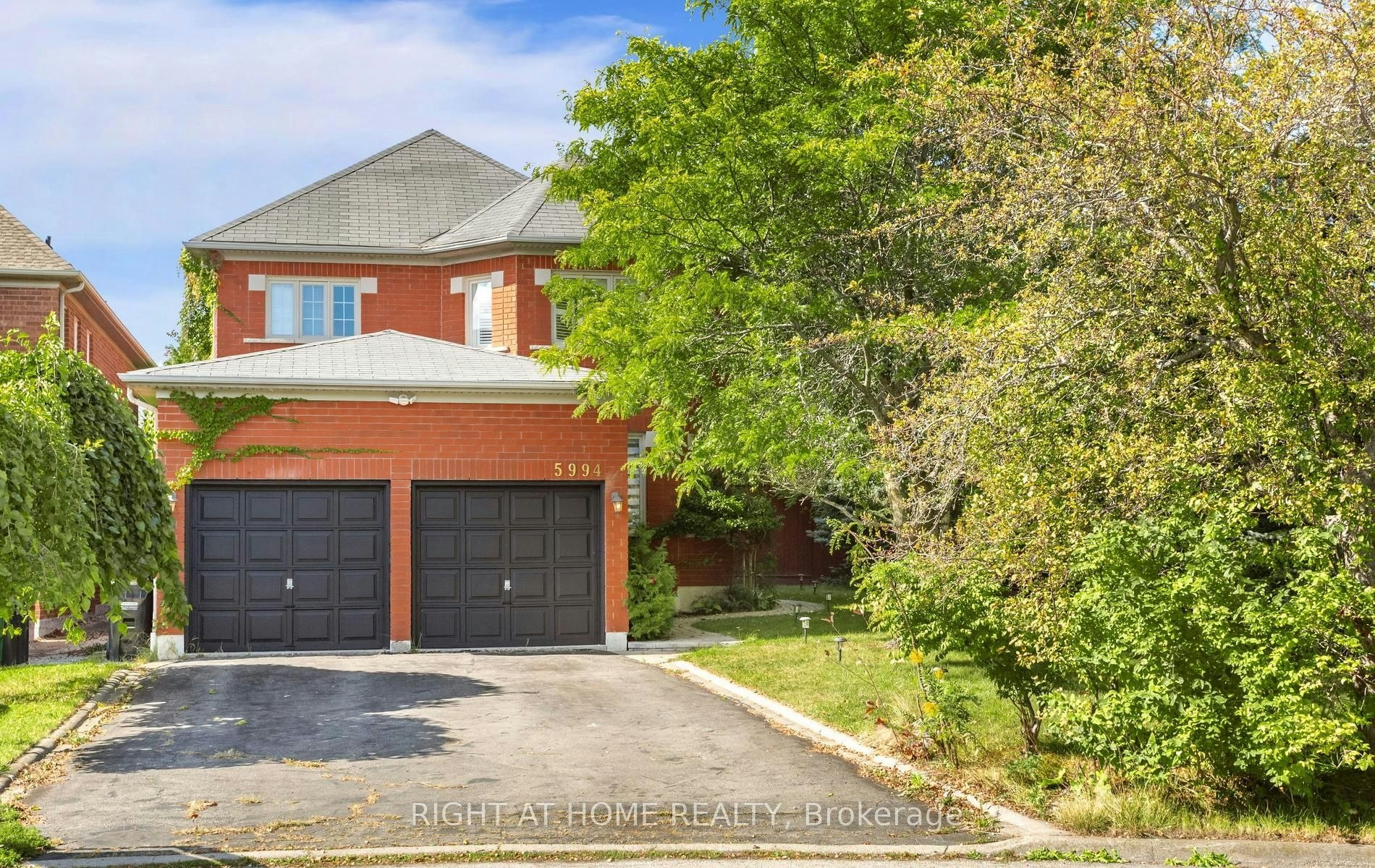 5994 Tweed Court, Mississauga, ON, L5M 5S6
