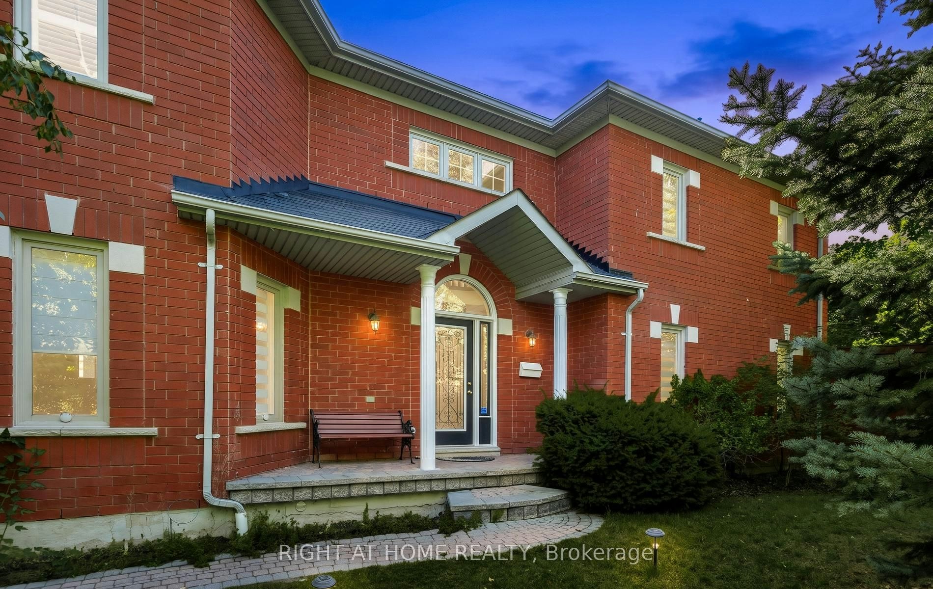 5994 Tweed Court, Mississauga, ON, L5M 5S6 - 2