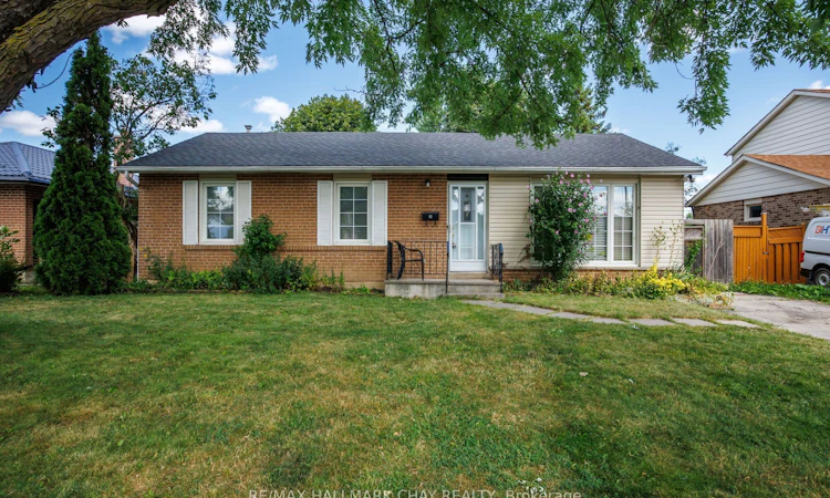 41 Aberdeen Crescent