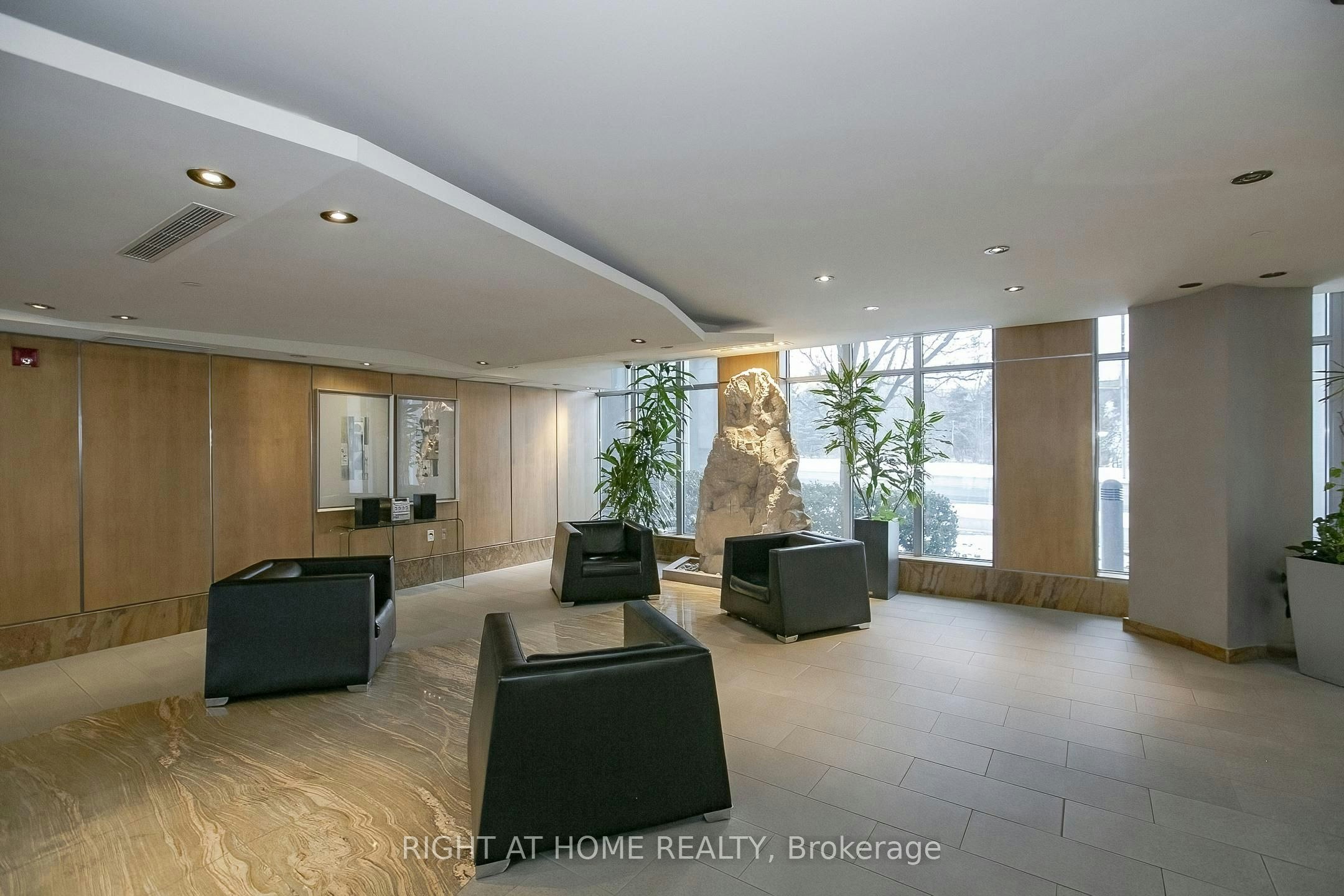 217-2119 Lake Shore Boulevard W, Toronto, ON, M8V 4E8 - 45