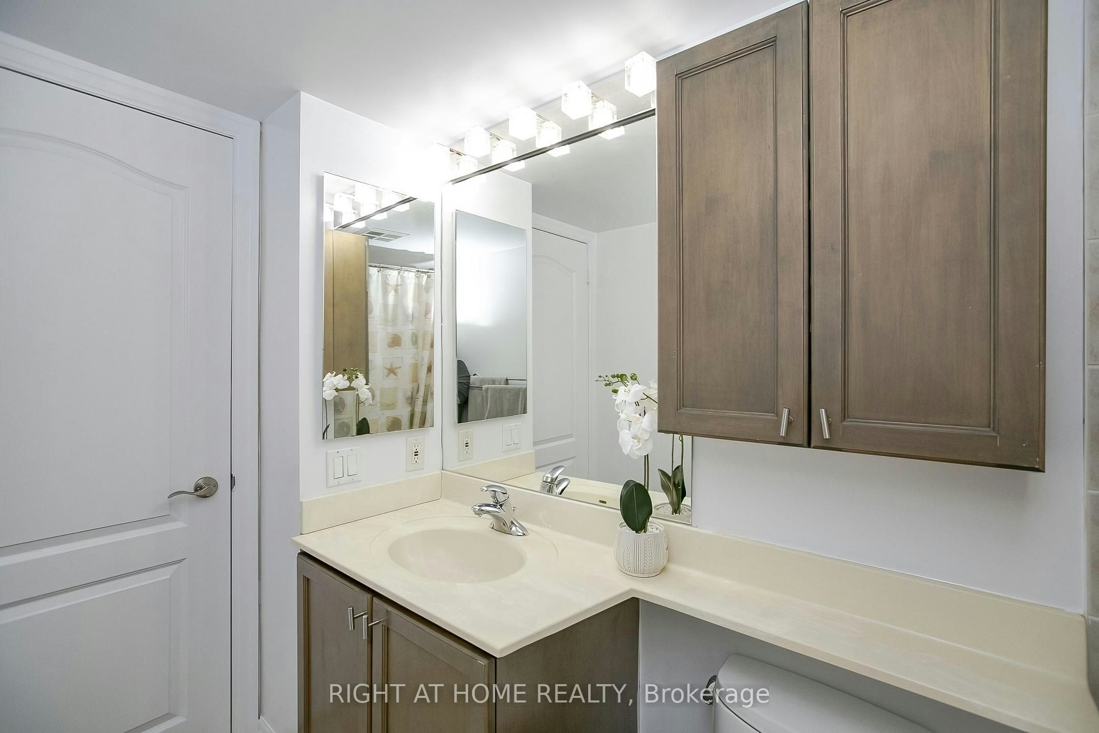 217-2119 Lake Shore Boulevard W, Toronto, ON, M8V 4E8 - 32