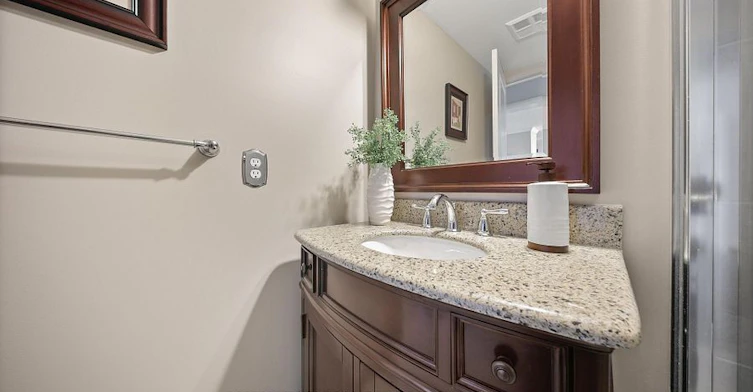 1105-5280 Lakeshore Road, Burlington, ON, L7L 5R1 - 42