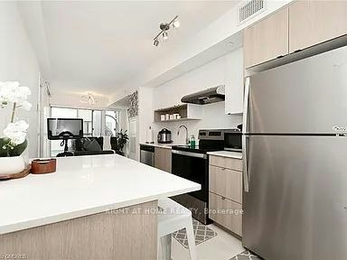 A307-1117 Cooke Boulevard, Burlington, ON, L7T 4A8 - 6