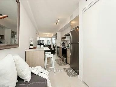 A307-1117 Cooke Boulevard, Burlington, ON, L7T 4A8 - 2