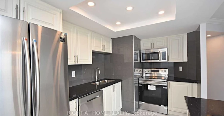 1110-4450 Tucana Court, Mississauga, ON, L5R 3R4 - 5