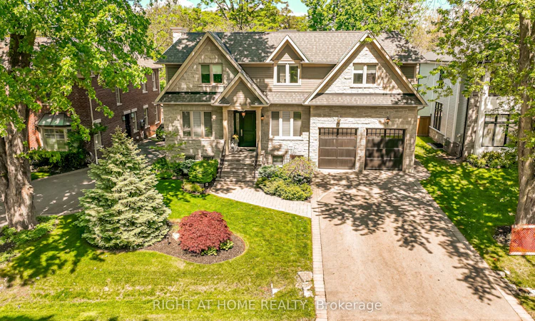 1479 Briarwood Crescent