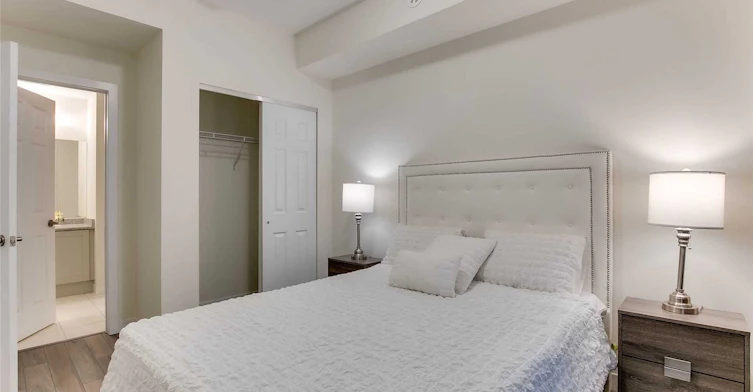 #5 Room 1-630 Rogers Road, Toronto, ON, M6M 0B4 - 11