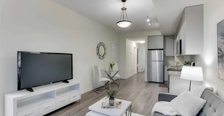#5 Room 1-630 Rogers Road, Toronto, ON, M6M 0B4 - 20