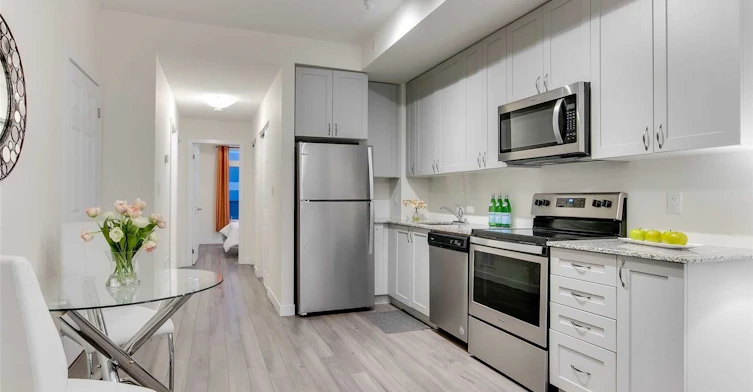 #5 Room 1-630 Rogers Road, Toronto, ON, M6M 0B4 - 18