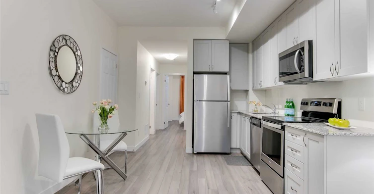 #5 Room 1-630 Rogers Road, Toronto, ON, M6M 0B4 - 19