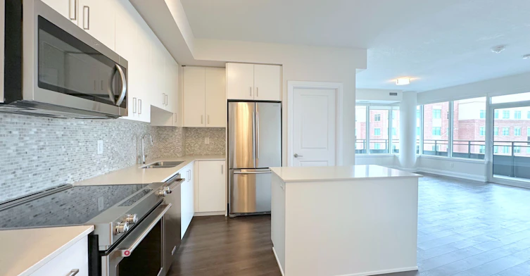 421-2333 Taunton Road, Oakville, ON, L6H 0N5 - 2