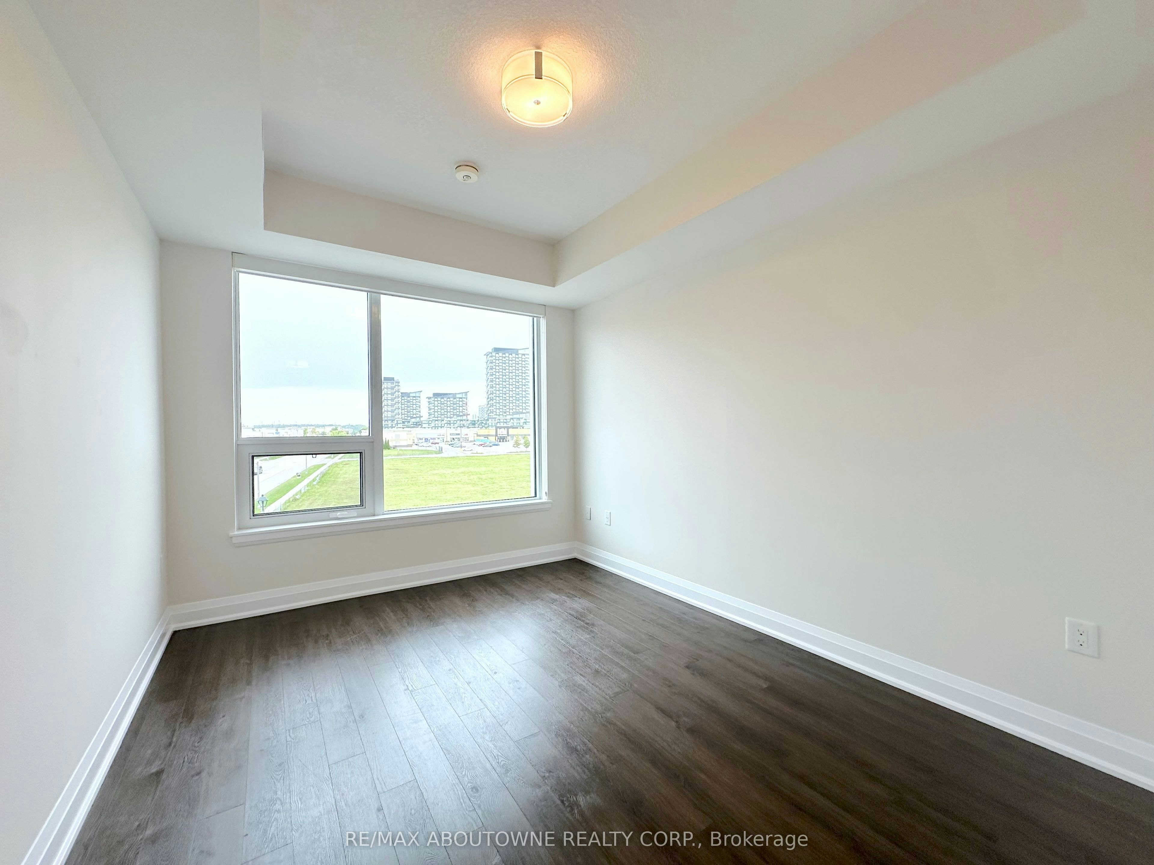 421-2333 Taunton Road, Oakville, ON, L6H 0N5 - 9