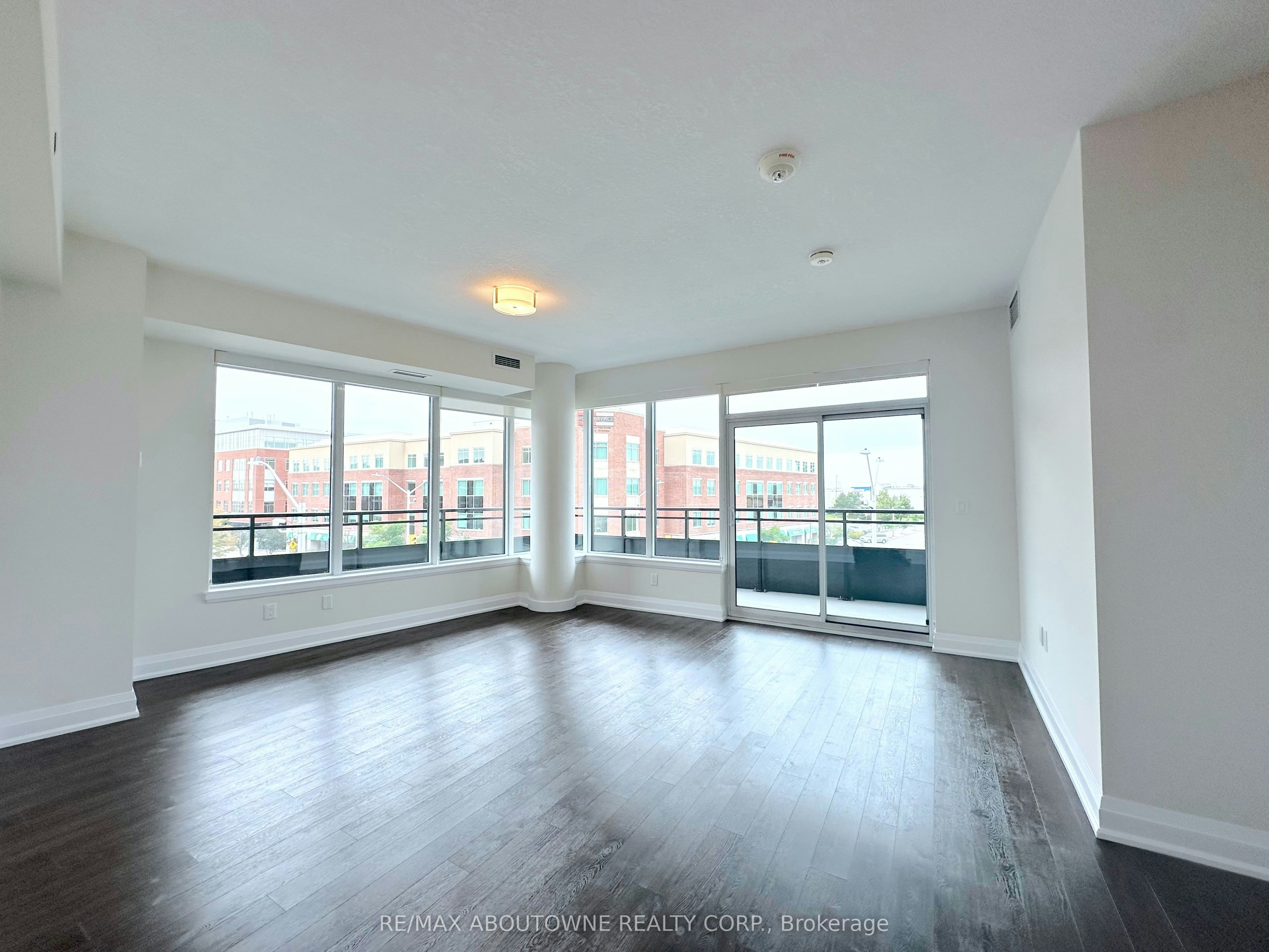 421-2333 Taunton Road, Oakville, ON, L6H 0N5 - 6