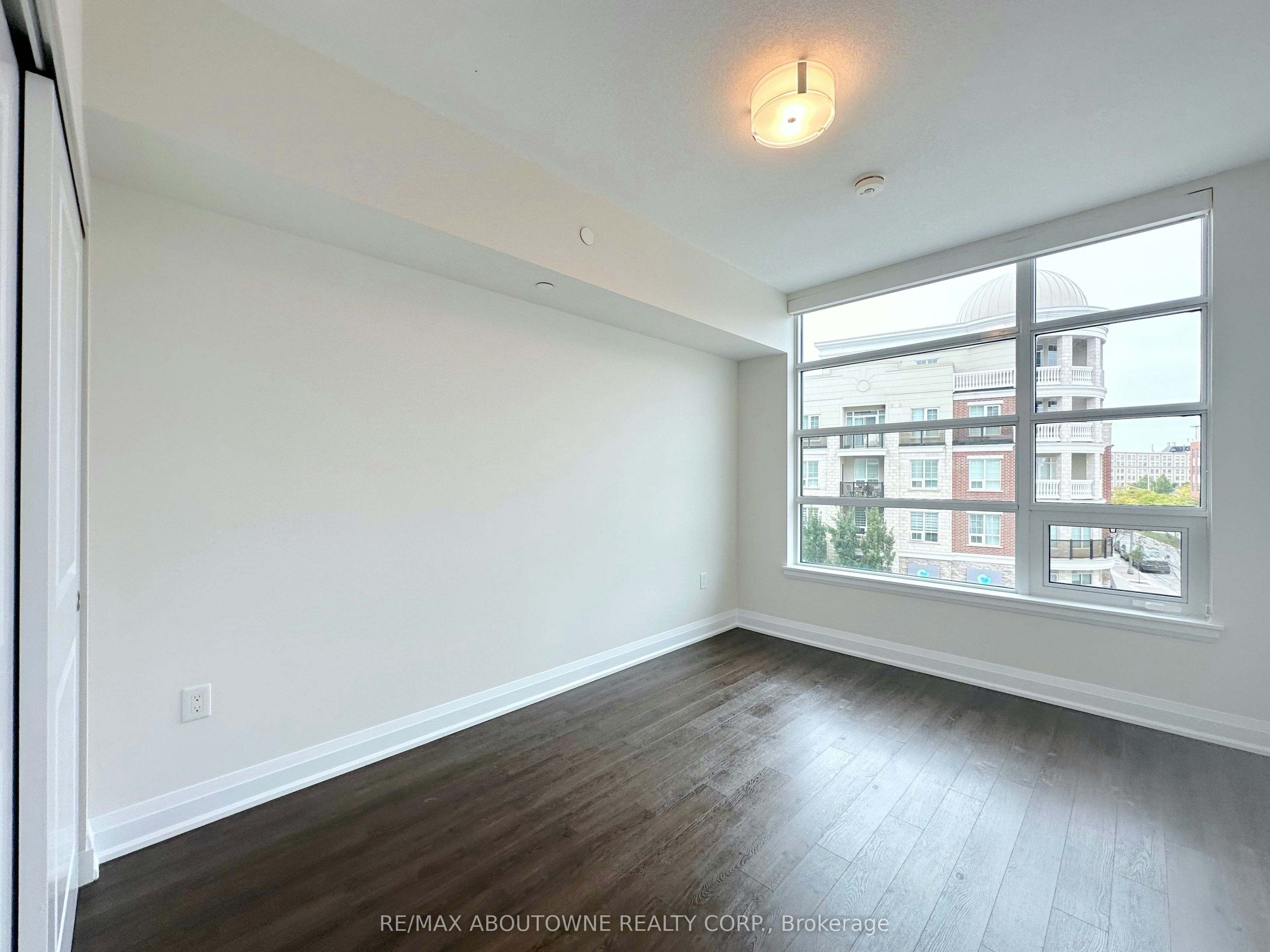 421-2333 Taunton Road, Oakville, ON, L6H 0N5 - 13