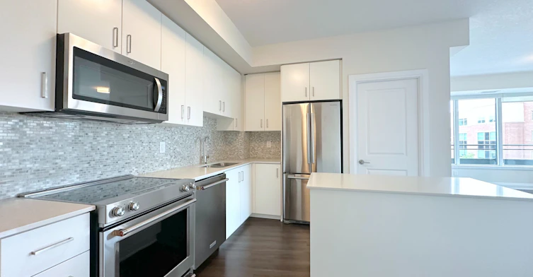 421-2333 Taunton Road, Oakville, ON, L6H 0N5 - 3