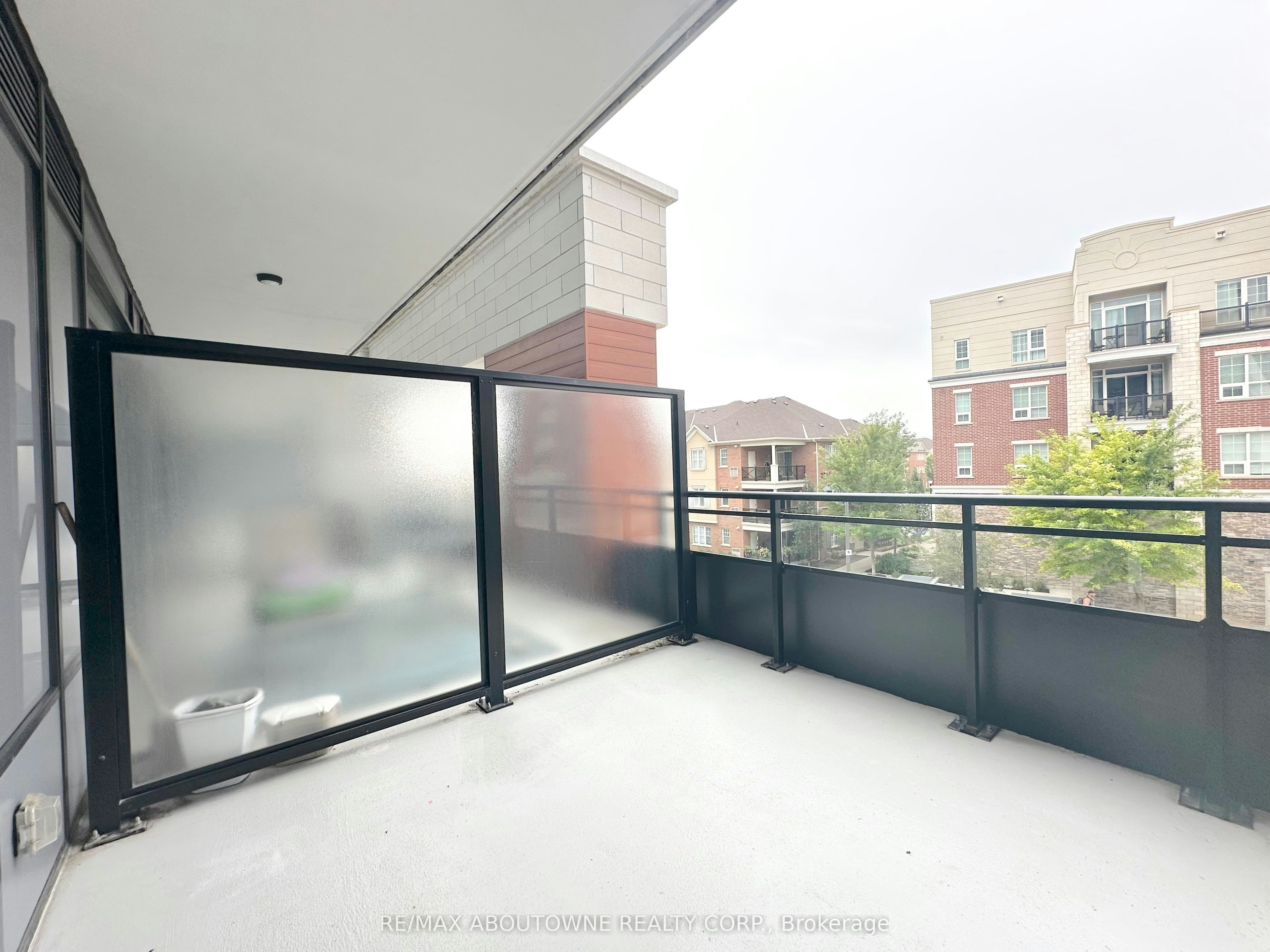 319-2333 Taunton Road, Oakville, ON, L6H 0N5 - 16