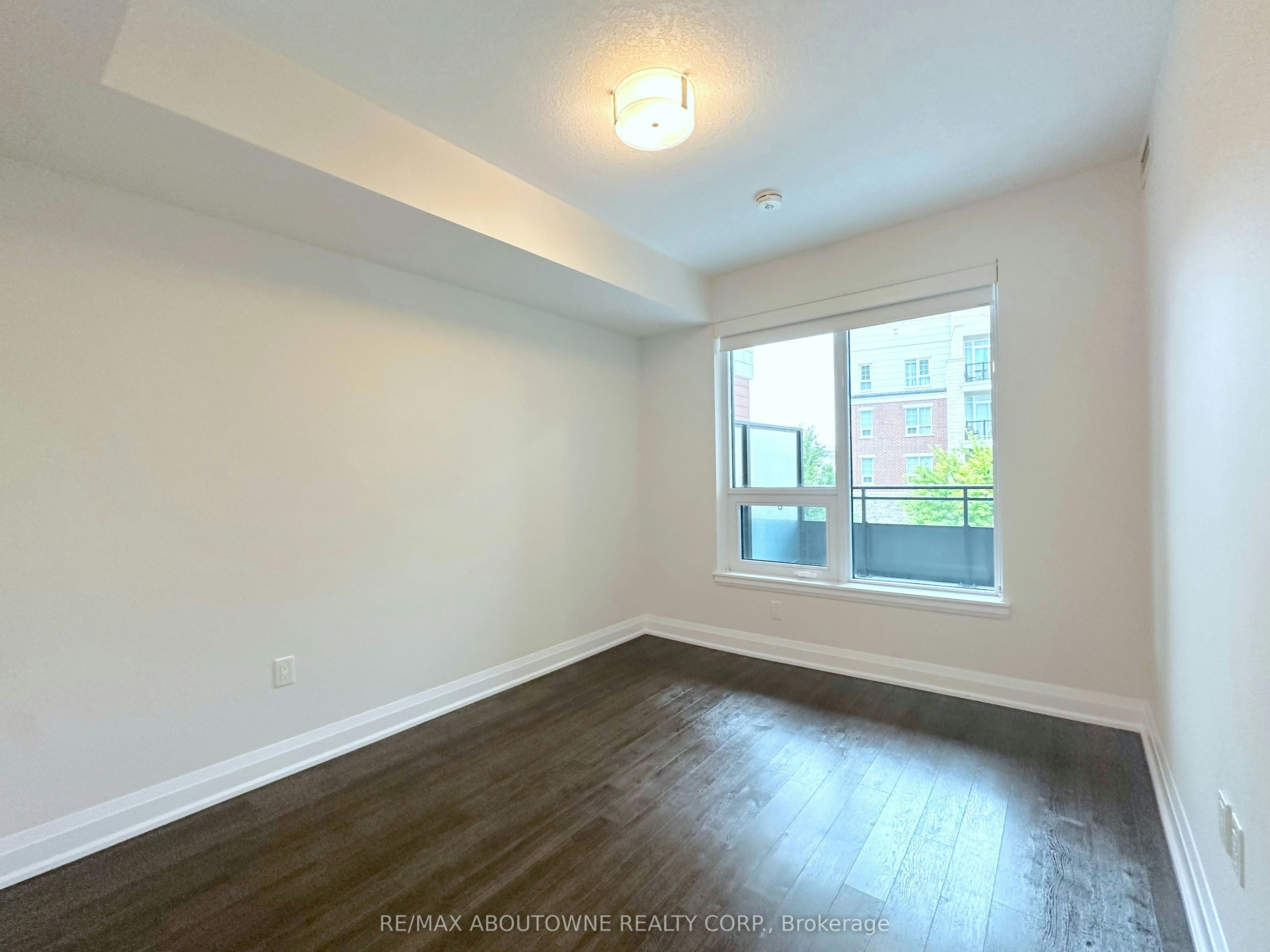319-2333 Taunton Road, Oakville, ON, L6H 0N5 - 8