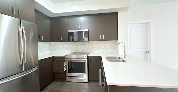 319-2333 Taunton Road, Oakville, ON, L6H 0N5 - 4