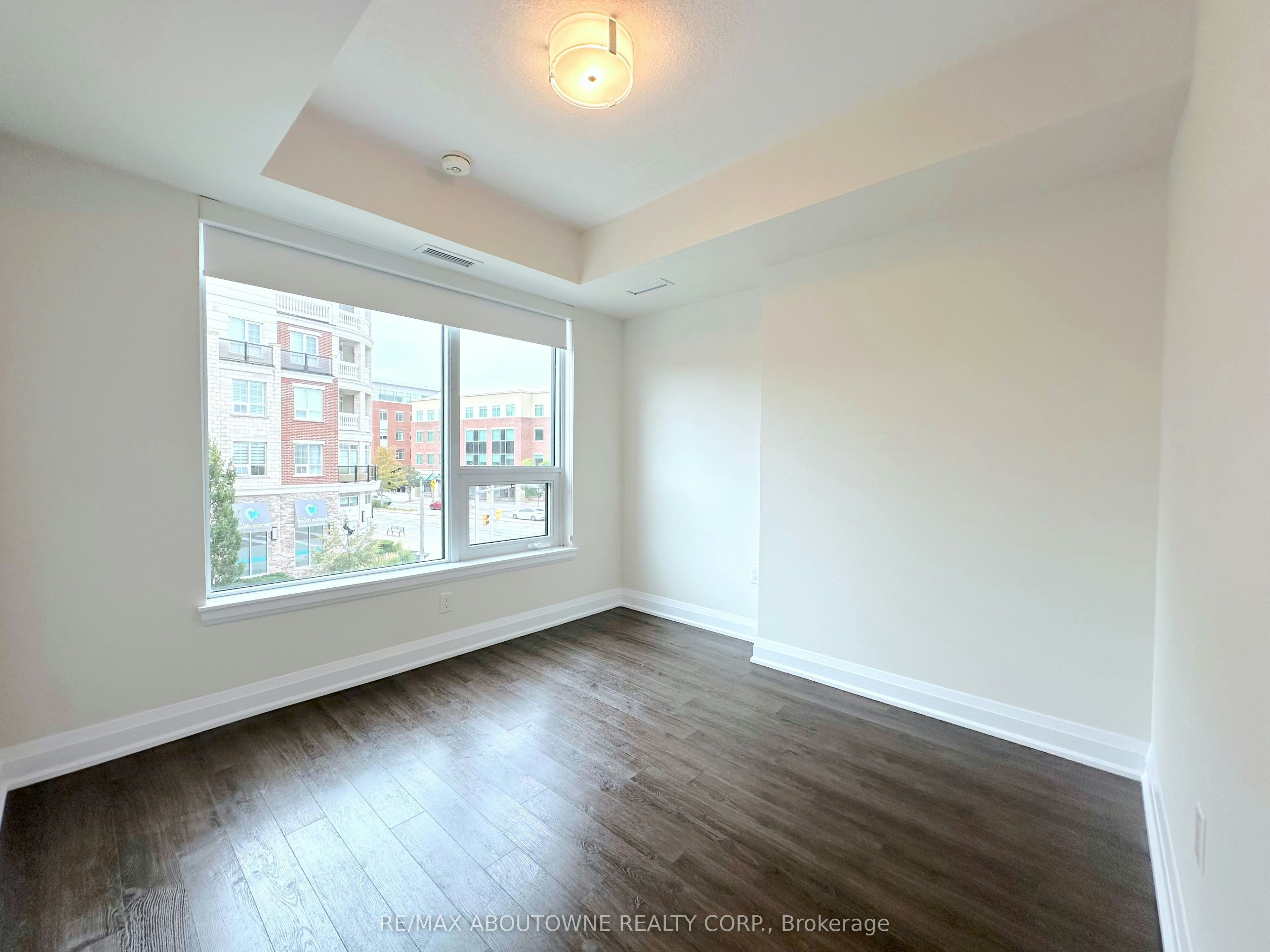 319-2333 Taunton Road, Oakville, ON, L6H 0N5 - 12